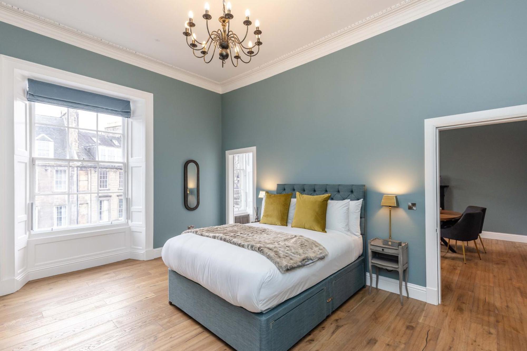 Dragon Suites Luxury Apartments At 9 Albyn Place Edimburgo Exterior foto