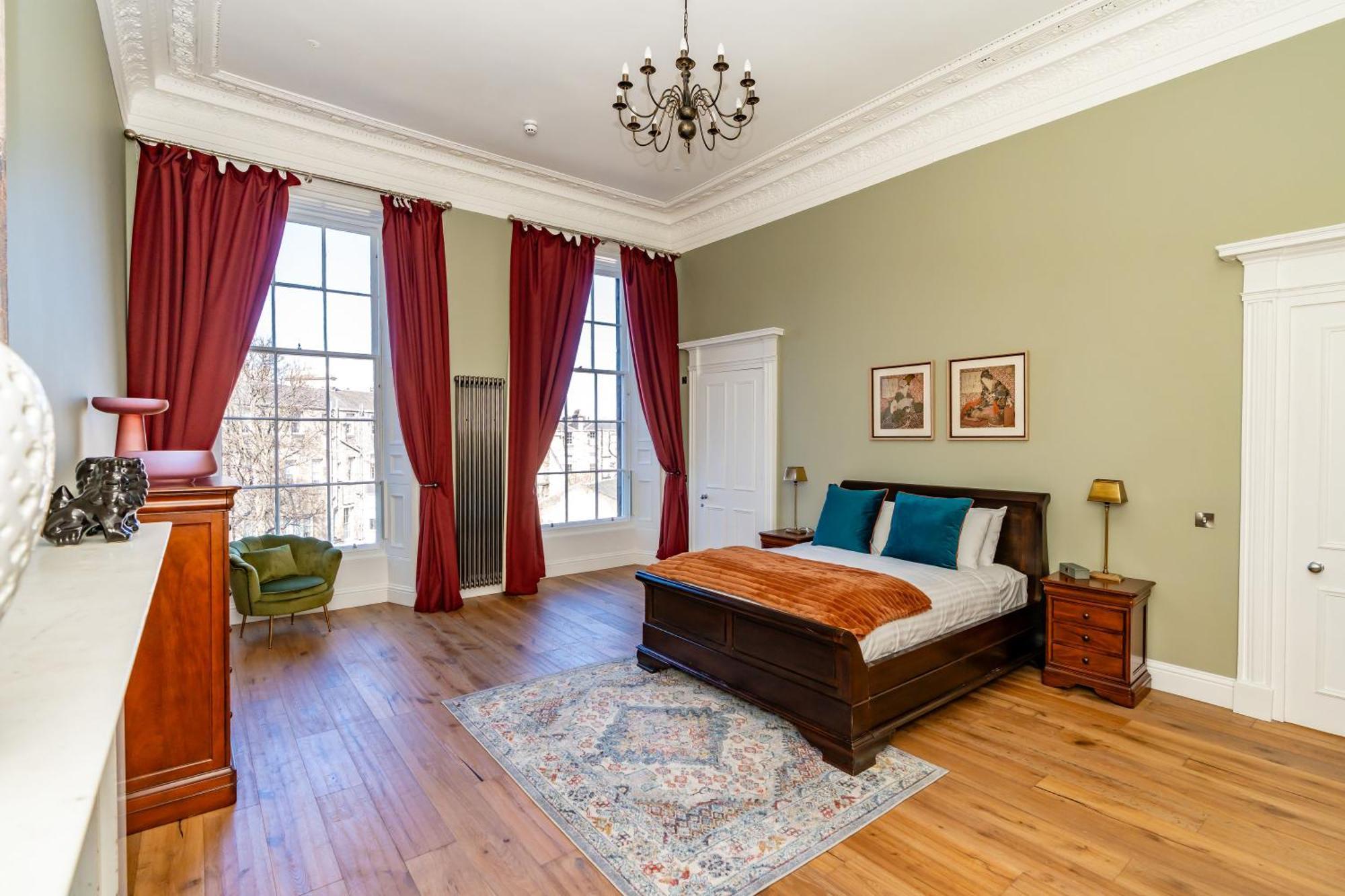 Dragon Suites Luxury Apartments At 9 Albyn Place Edimburgo Exterior foto