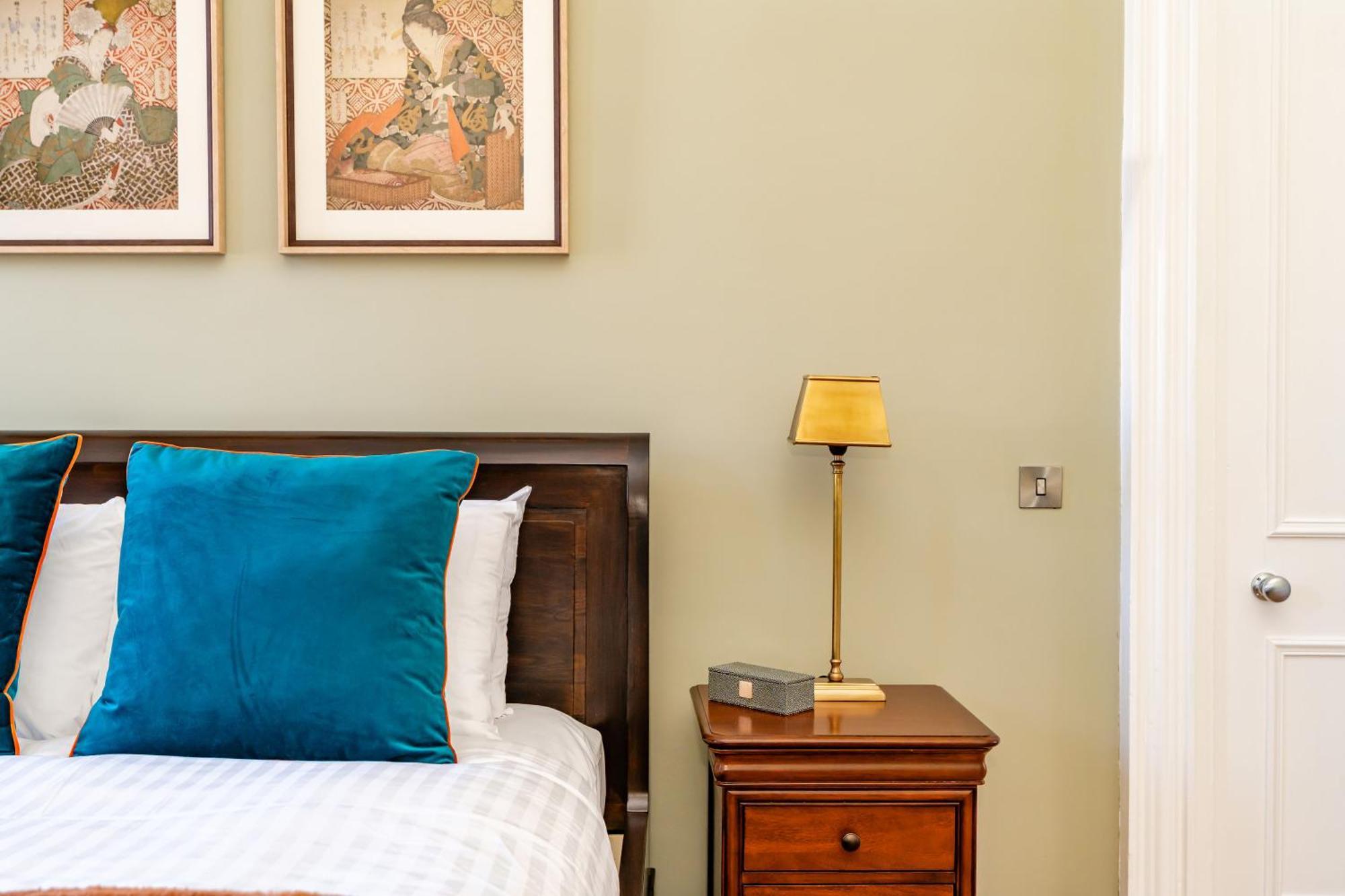 Dragon Suites Luxury Apartments At 9 Albyn Place Edimburgo Exterior foto