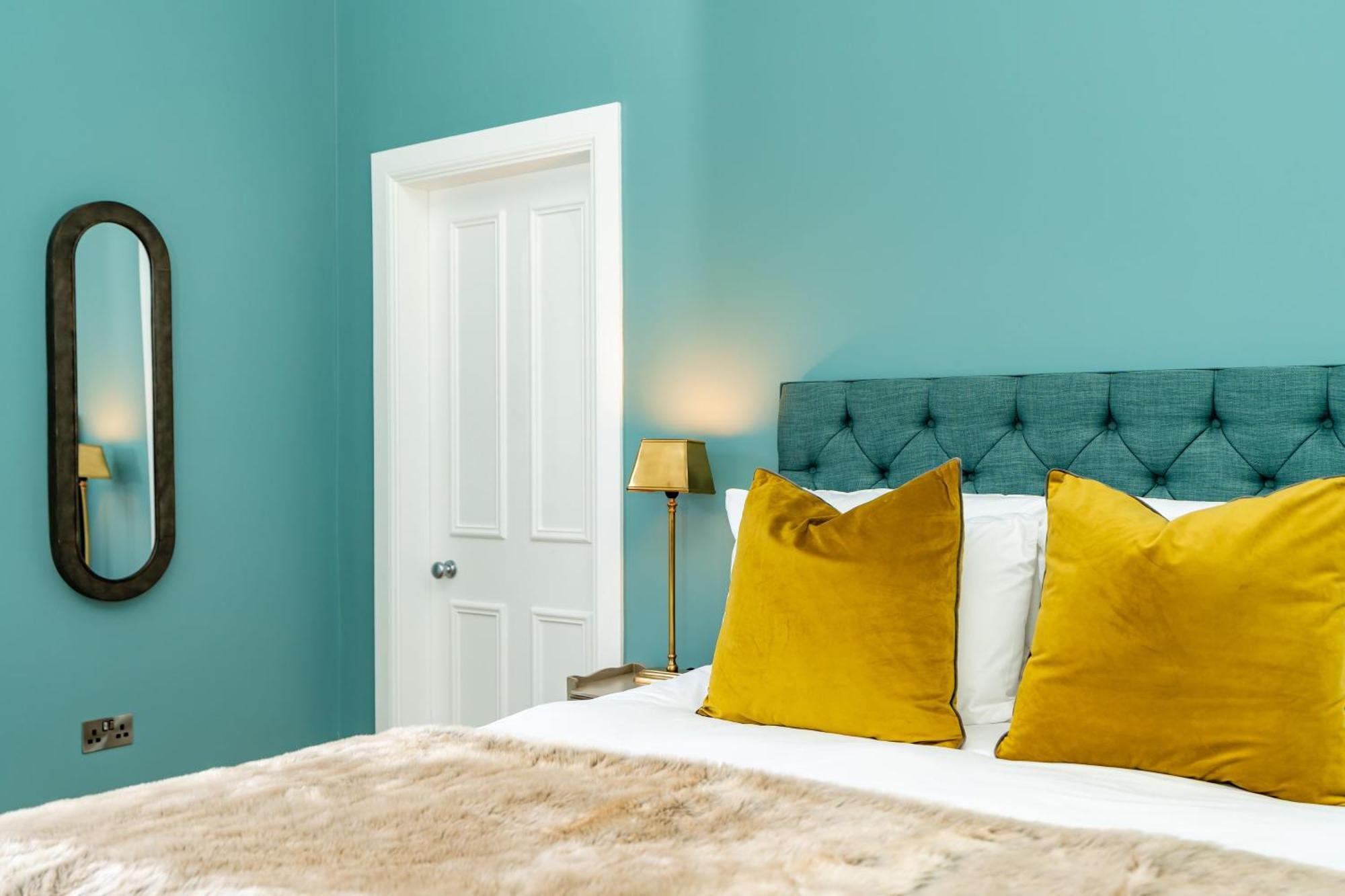 Dragon Suites Luxury Apartments At 9 Albyn Place Edimburgo Exterior foto